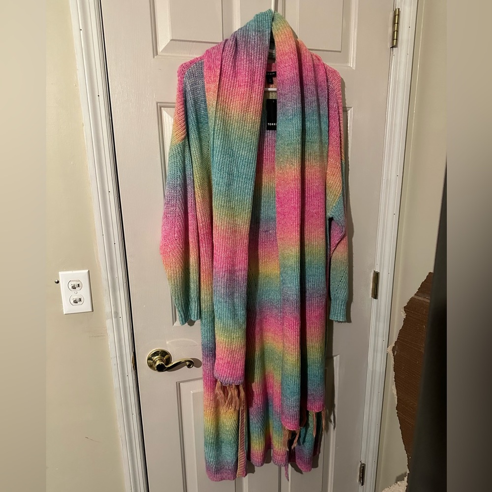 Rainbow duster and scarf